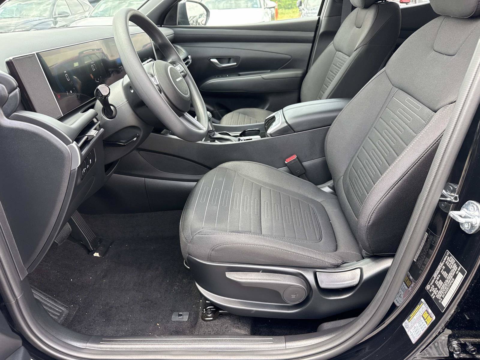 New 2026 Hyundai Santa Cruz SE AWD/4WD image 9