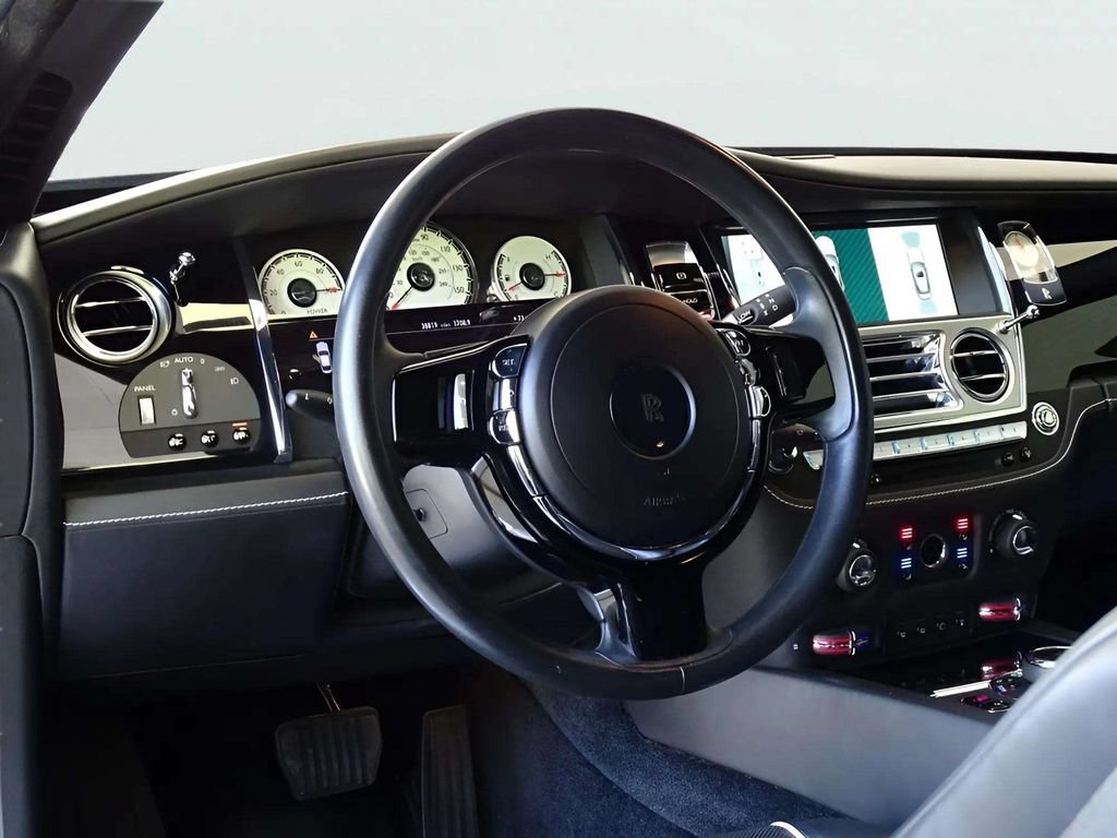 Certified 2017 Rolls-Royce Wraith RWD image 13