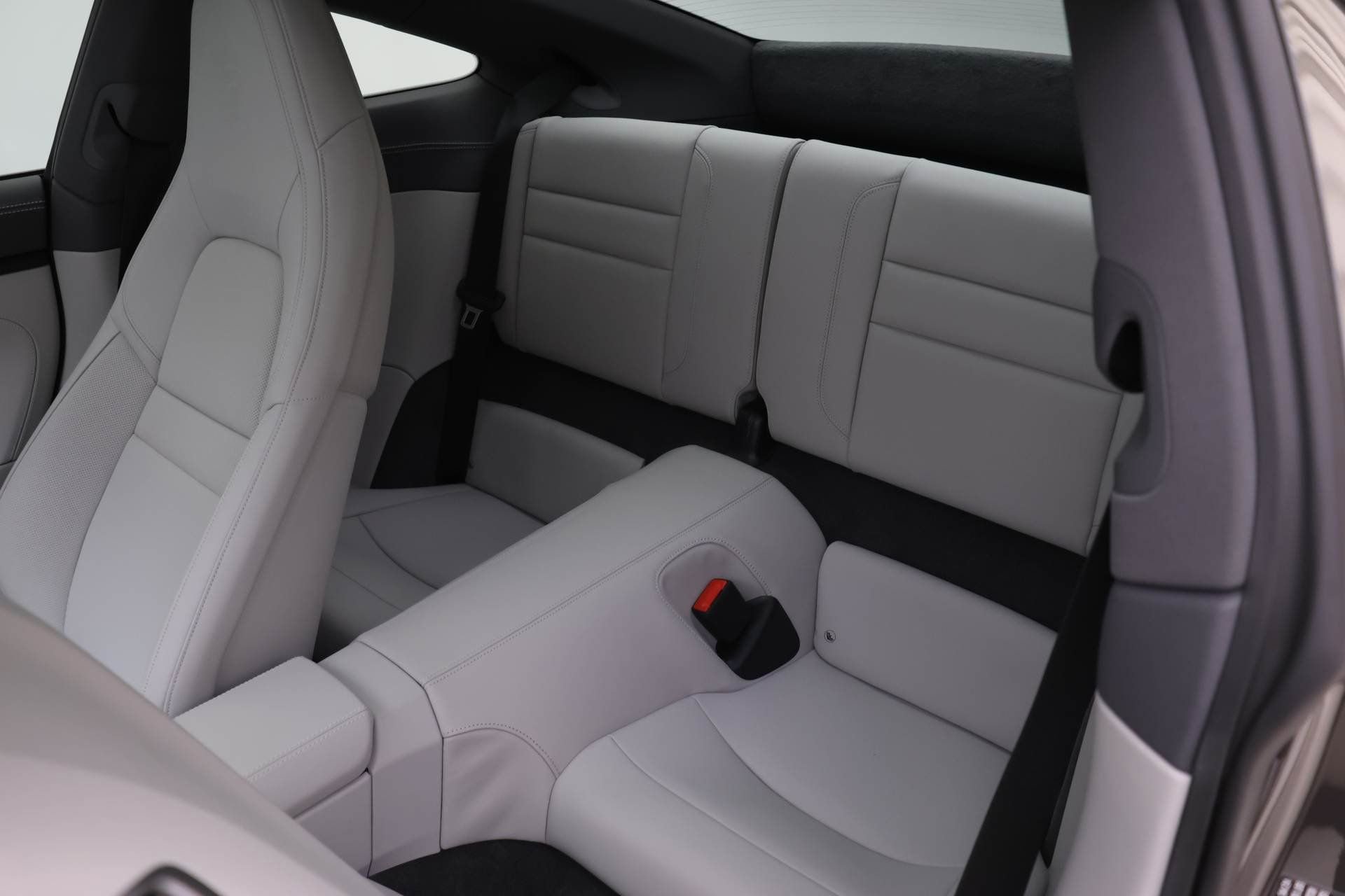 Certified 2024 Porsche 911 Carrera 4 GTS image 19