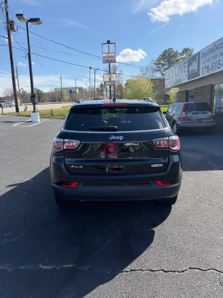 Used 2024 Jeep Compass Latitude AWD/4WD image 6