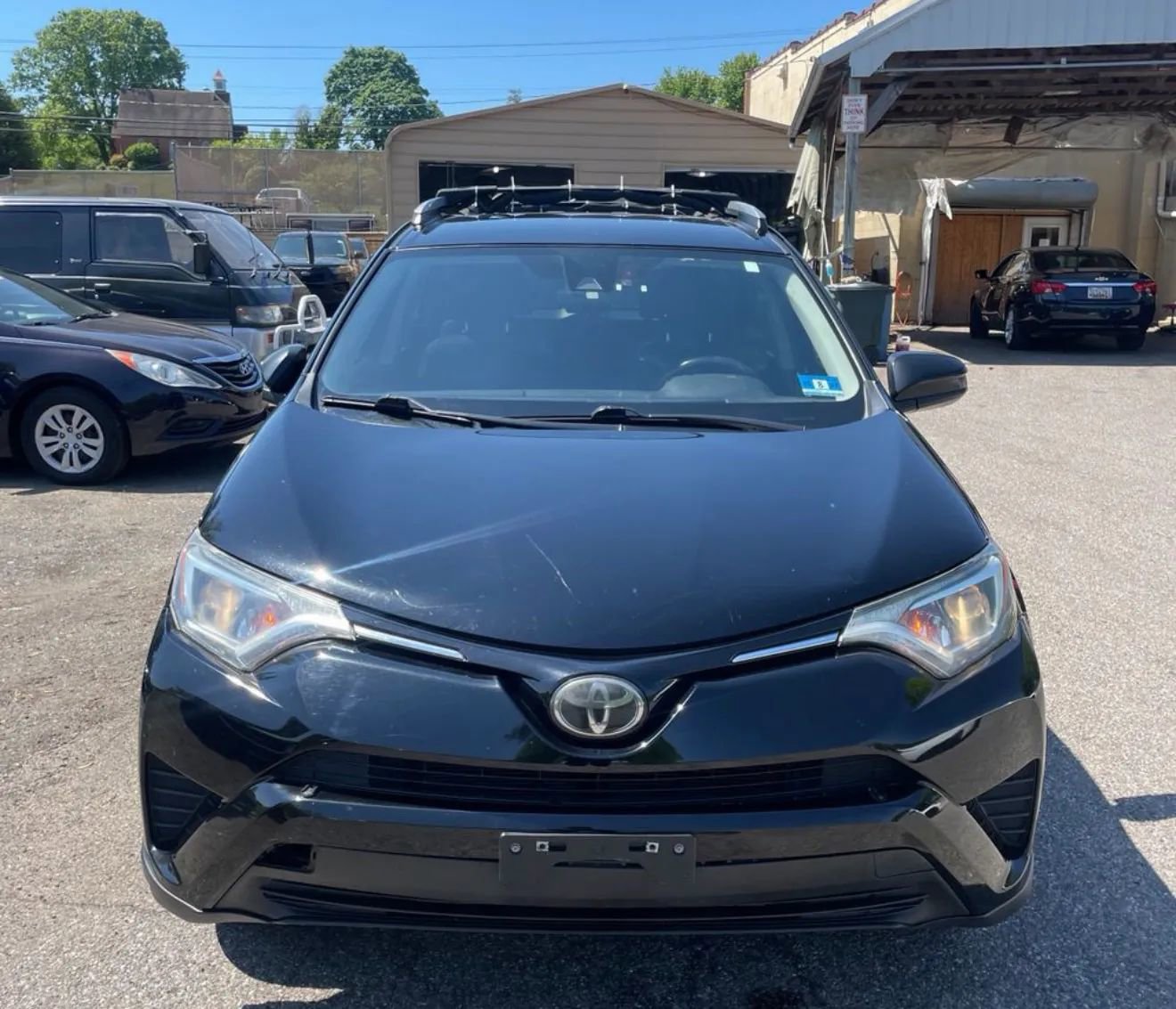 Used 2018 Toyota RAV4 LE w/ Carpet Mat Package AWD/4WD image 3
