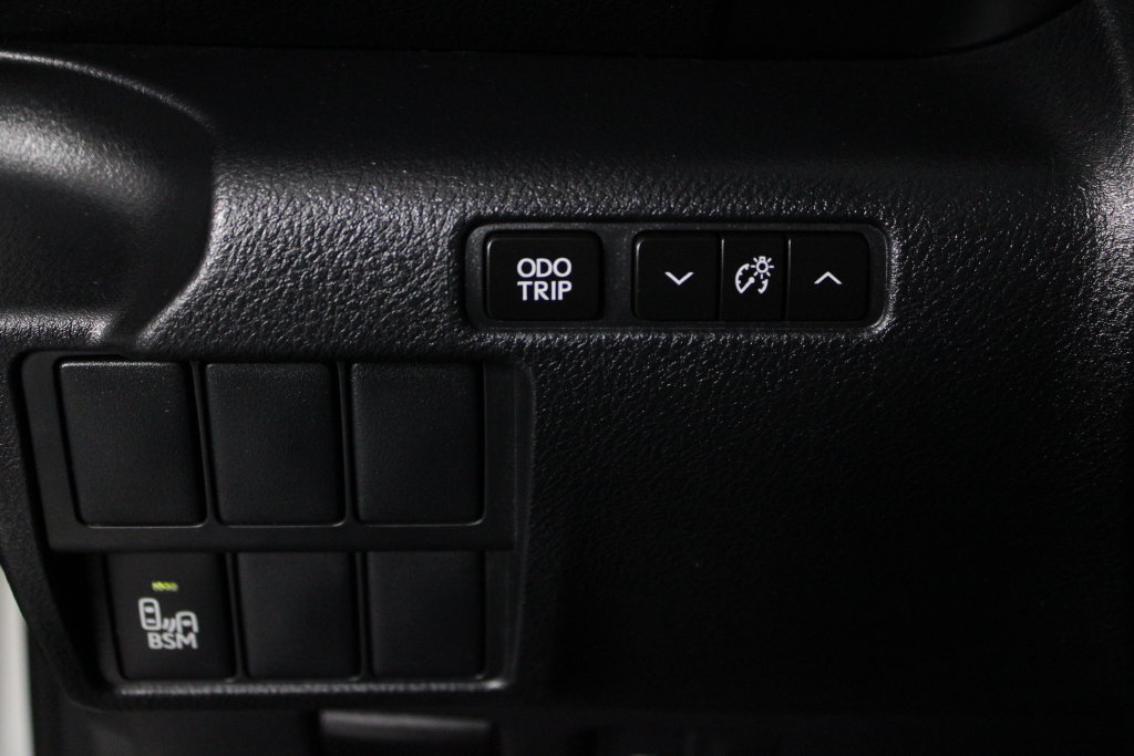 Used 2015 Lexus IS 250 AWD w/ Navigation System Package image 24