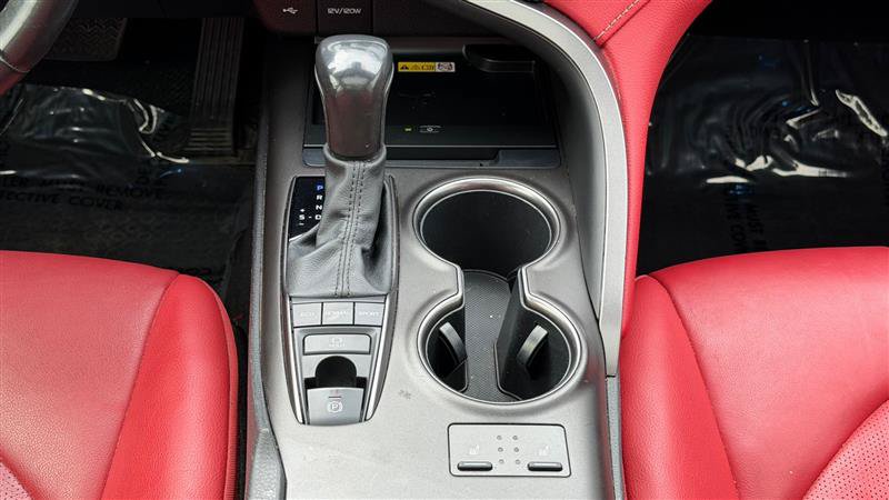 Used 2022 Toyota Camry XSE FWD image 30