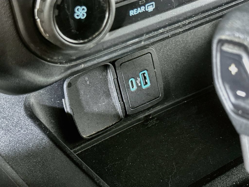 Used 2021 Ford Bronco 4-Door AWD/4WD image 30