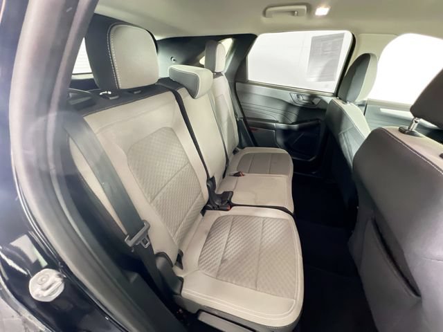 Used 2022 Ford Escape SE w/ Cold Weather Package AWD/4WD image 27