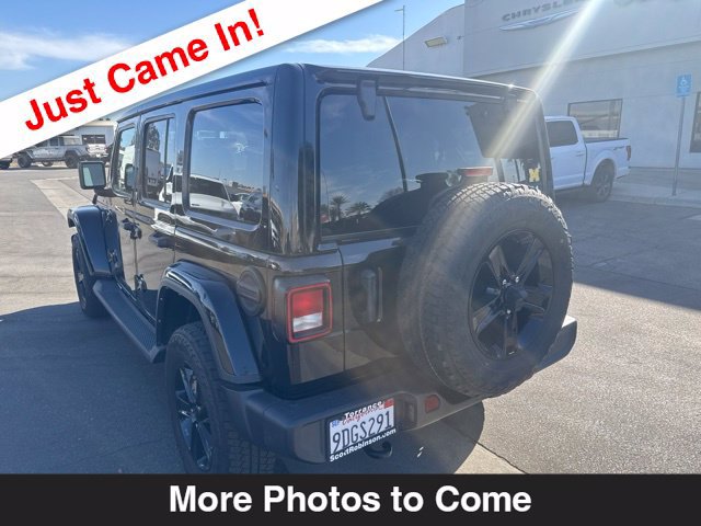 Used 2022 Jeep Wrangler Unlimited Sahara AWD/4WD image 3