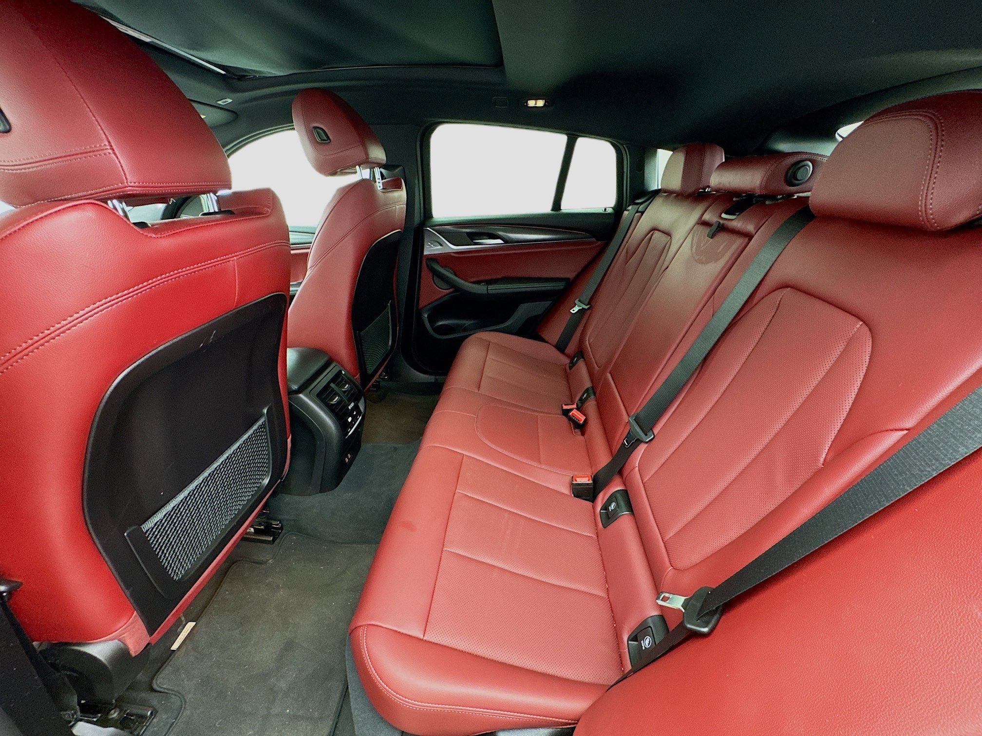 Used 2023 BMW X4 xDrive30i w/ M Sport Package image 15