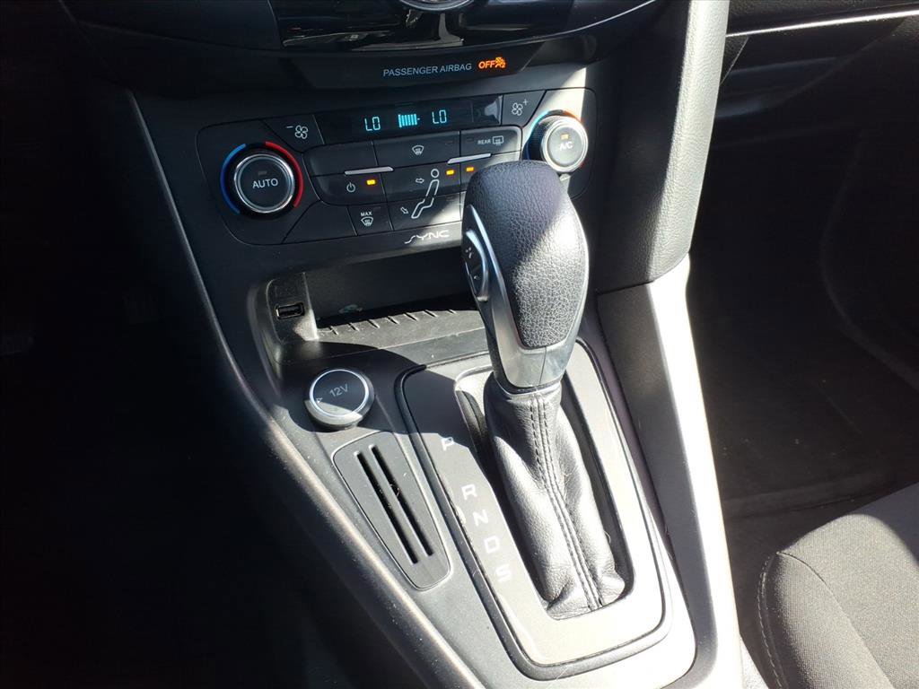 Used 2017 Ford Focus SEL image 8