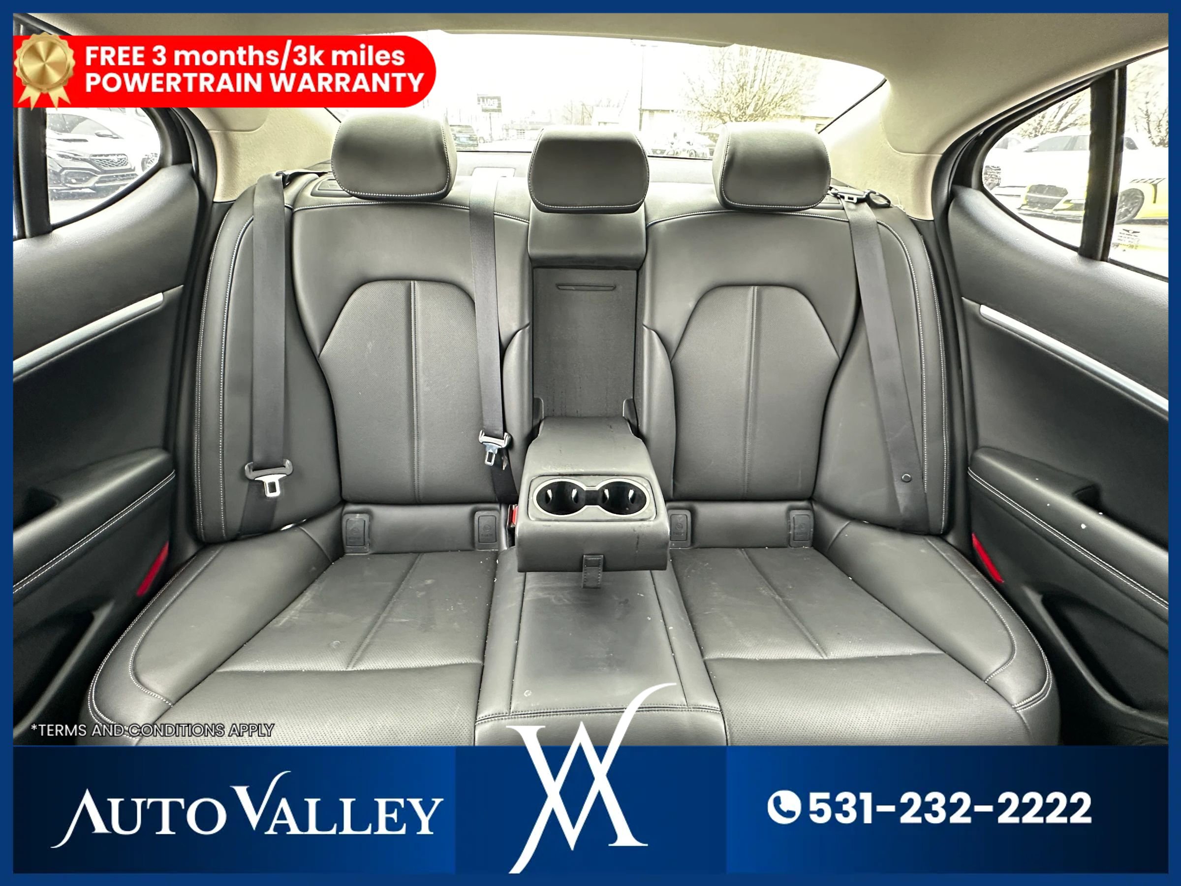 Used 2025 Genesis G70 2.5T RWD image 37