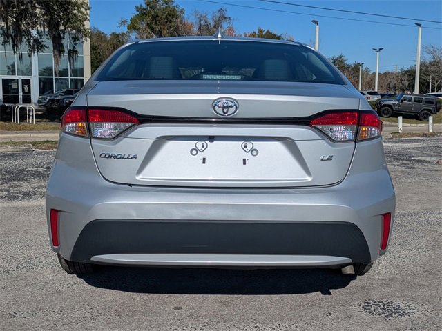 Used 2022 Toyota Corolla LE image 6