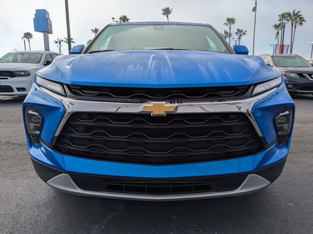 Used 2025 Chevrolet Blazer LT image 9