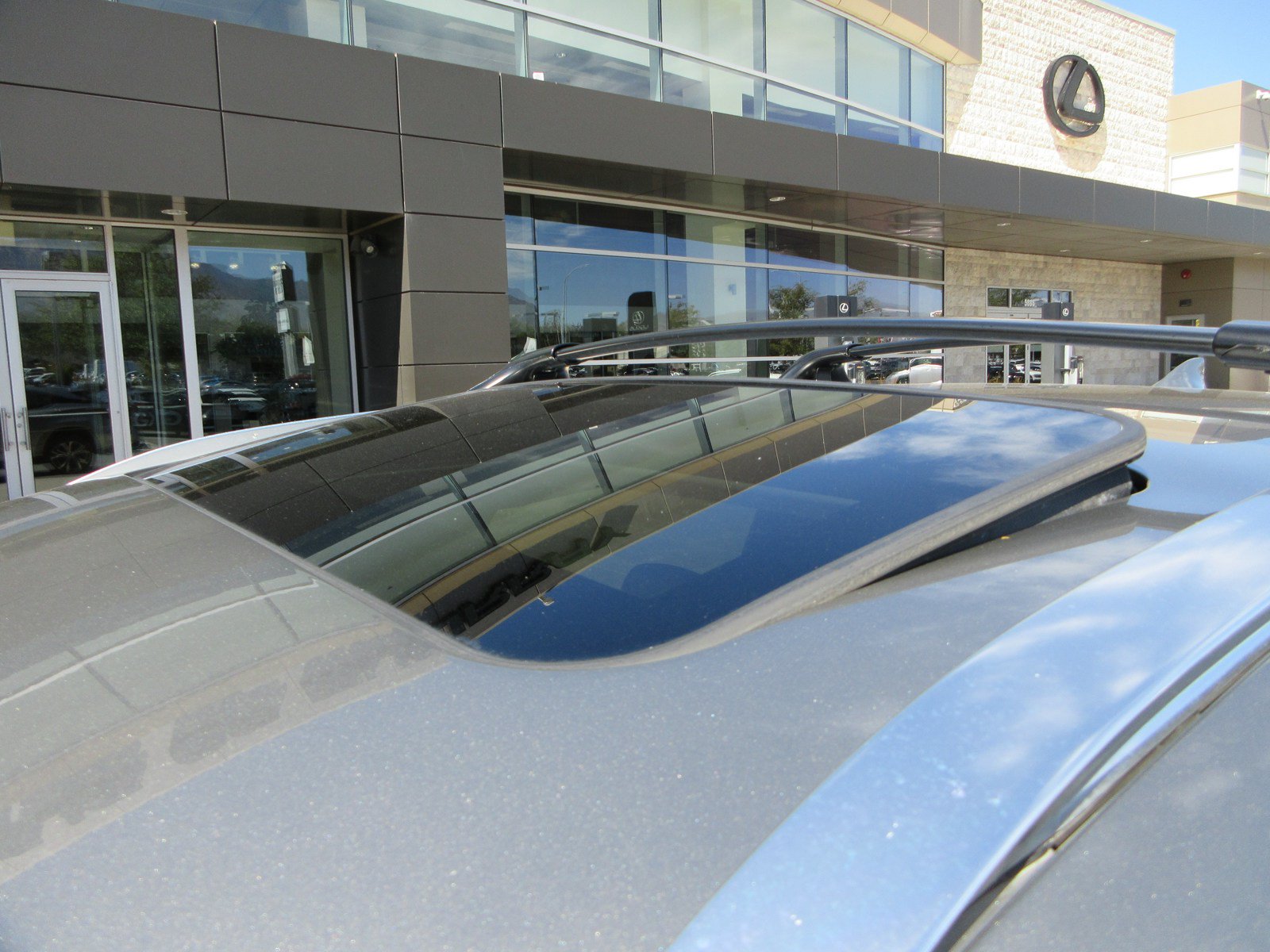Used 2022 Lexus RX 450h AWD w/ Premium Package image 16
