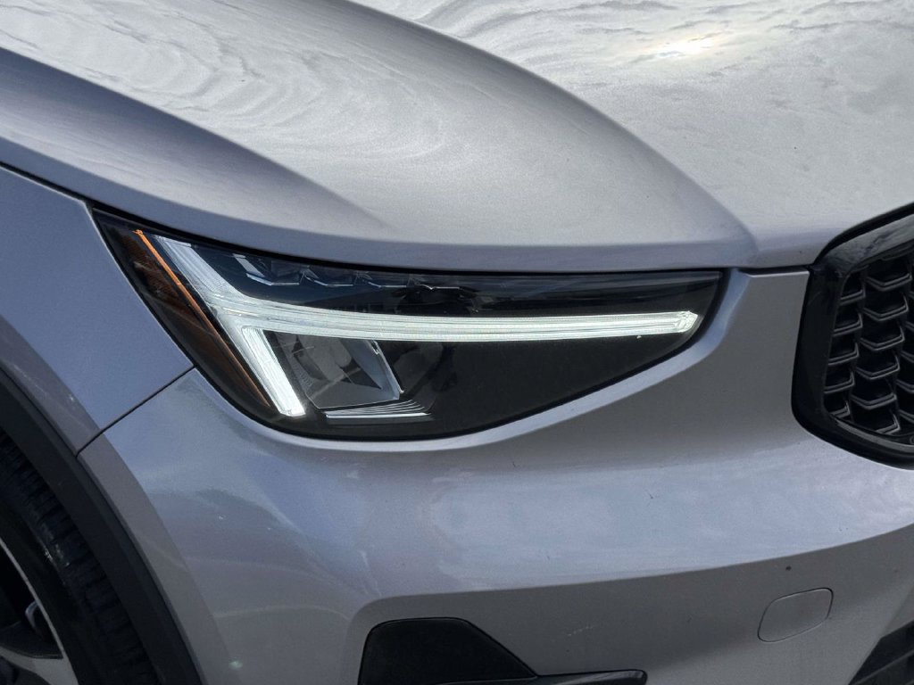 Used 2026 Volvo XC40 B5 Plus w/ Protection Package Premier AWD/4WD image 7