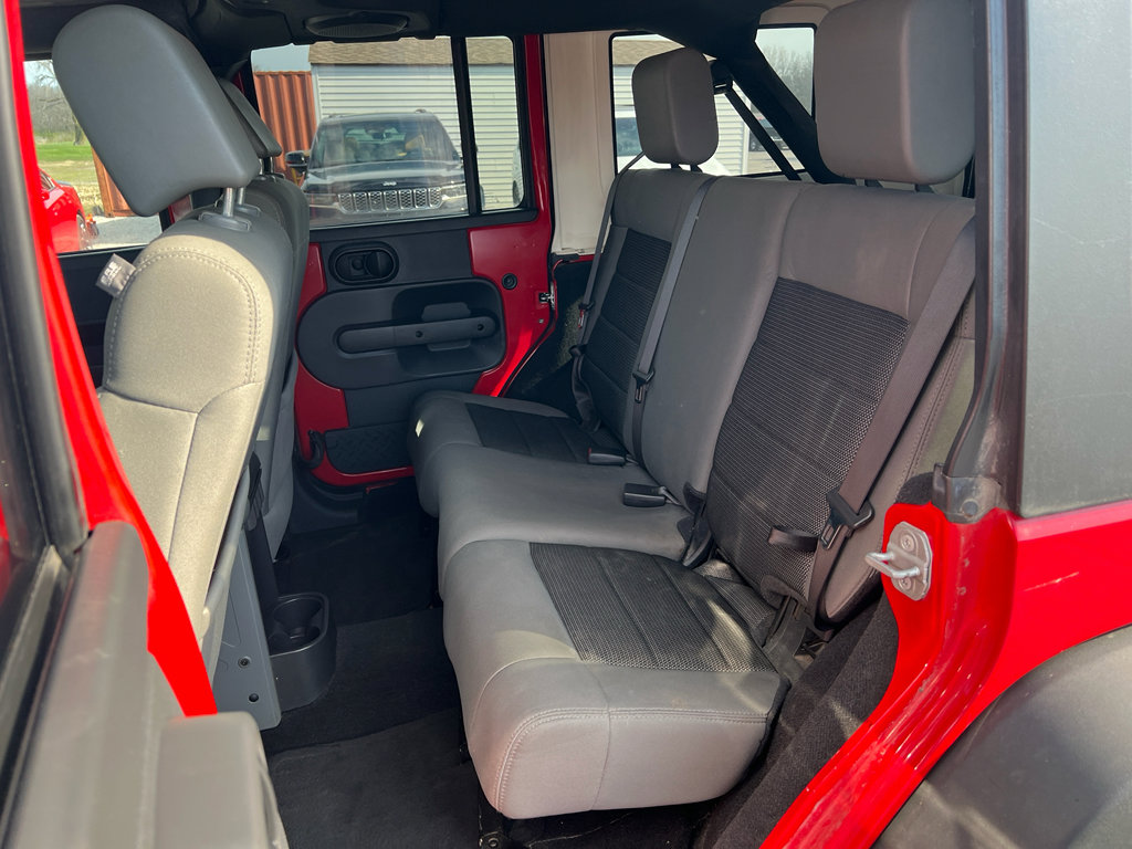 Used 2010 Jeep Wrangler Unlimited Sport AWD/4WD image 12