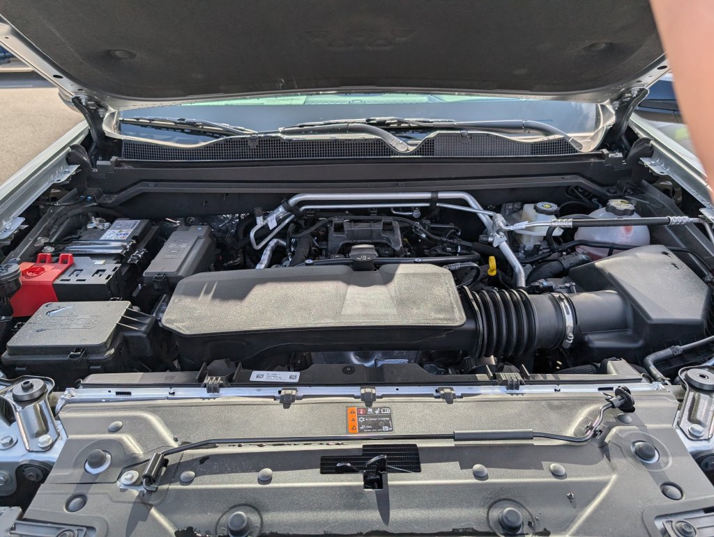 New 2026 Chevrolet Colorado ZR2 AWD/4WD image 21
