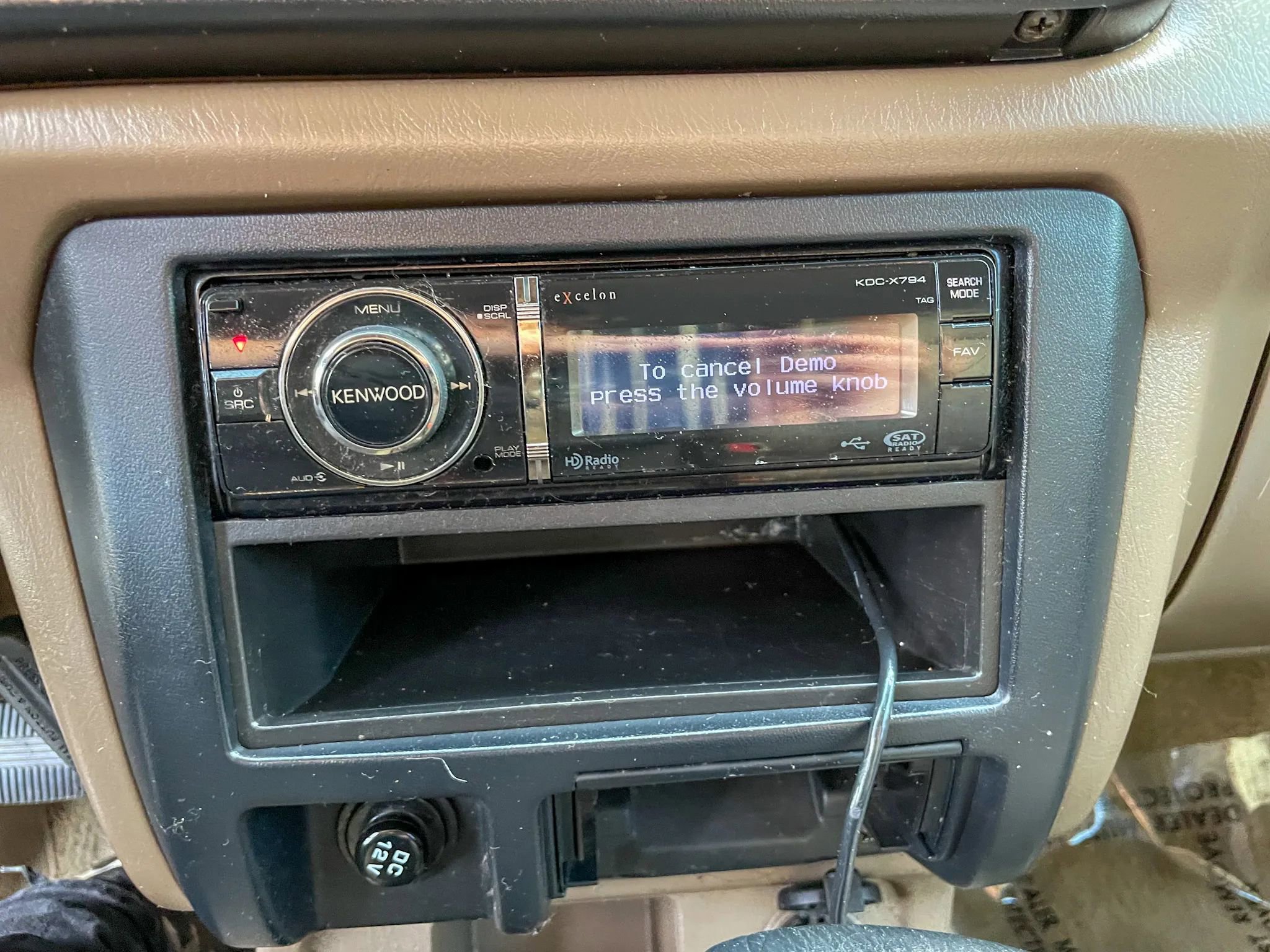 Used 2000 Nissan Frontier XE image 21