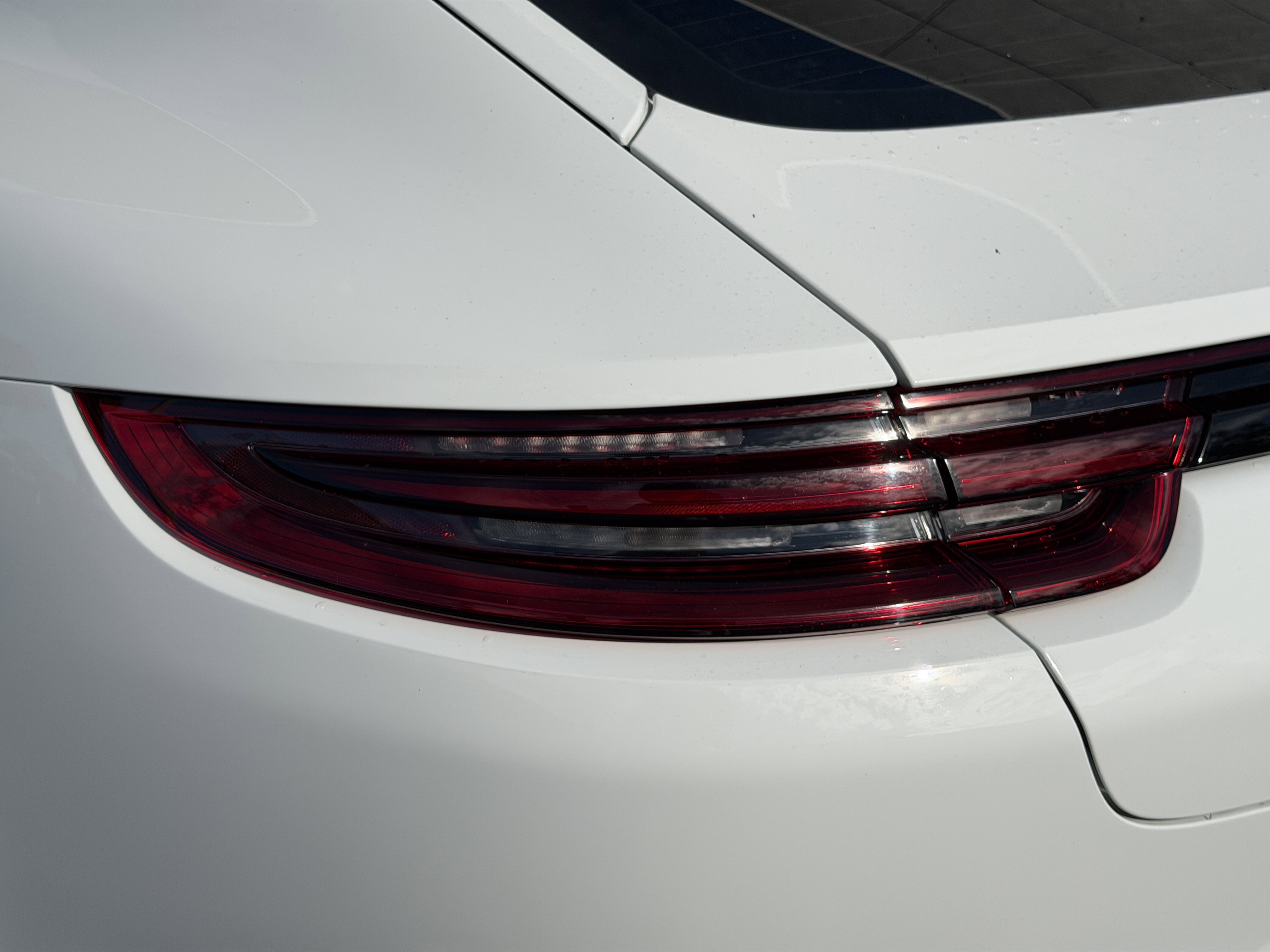 Certified 2020 Porsche Panamera image 14