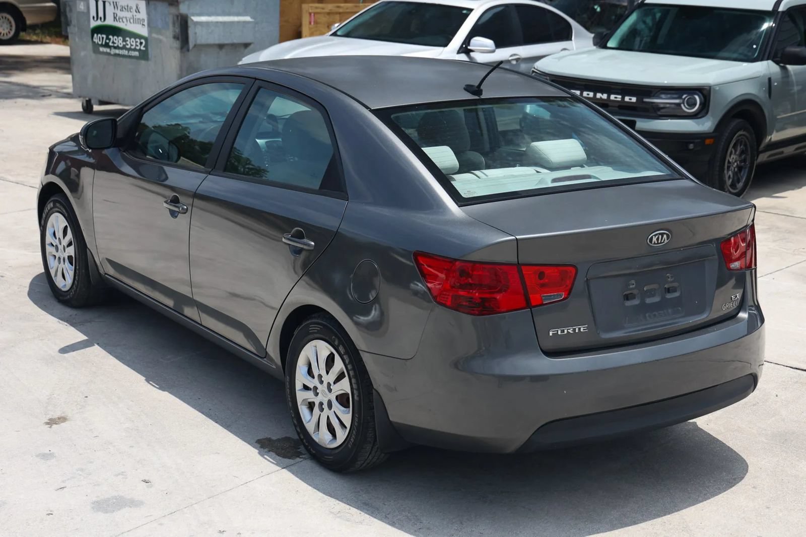Used 2013 Kia Forte EX FWD image 4
