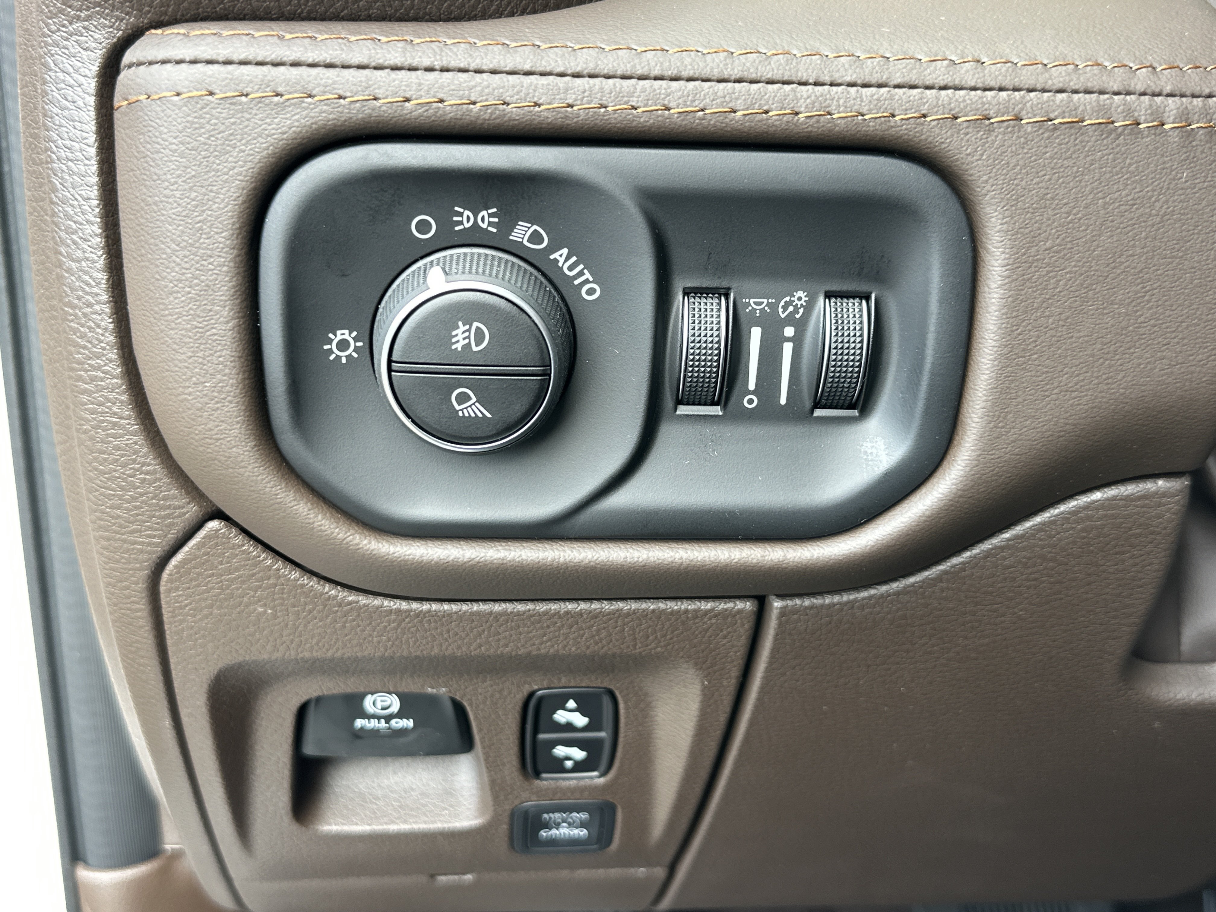 New 2027 RAM 1500 Longhorn AWD/4WD image 14