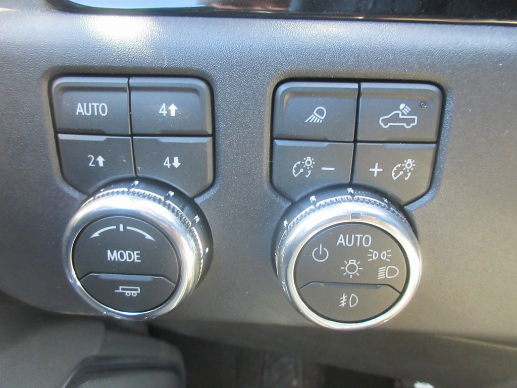 New 2026 GMC Sierra 1500 SLT w/ SLT Premium Package image 17