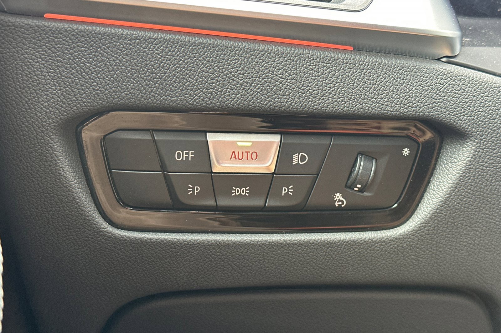 Used 2023 BMW M4 xDrive Competition image 43