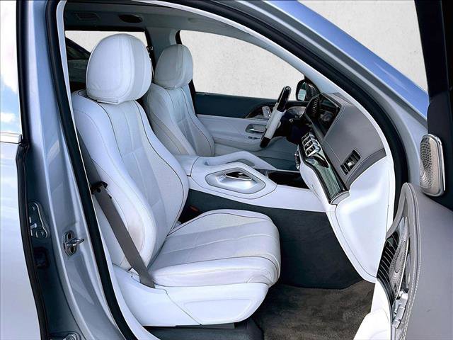Used 2023 Mercedes-Benz Maybach GLS 600 4MATIC image 9