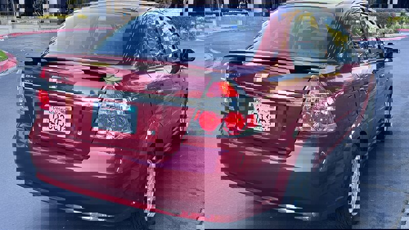 Used 2011 Chevrolet Aveo LT image 6