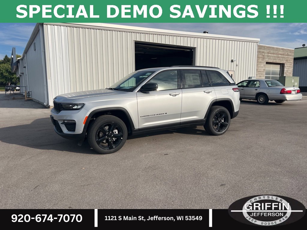 New 2025 Jeep Grand Cherokee Limited w/ Luxury Tech Group II