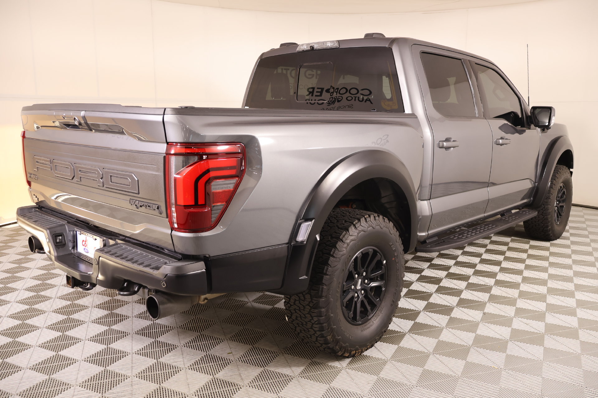 Used 2024 Ford F150 Raptor AWD/4WD image 23
