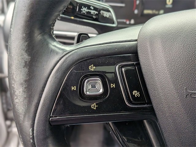 Used 2020 Lincoln Corsair Reserve w/ Equipment Group 201A image 16