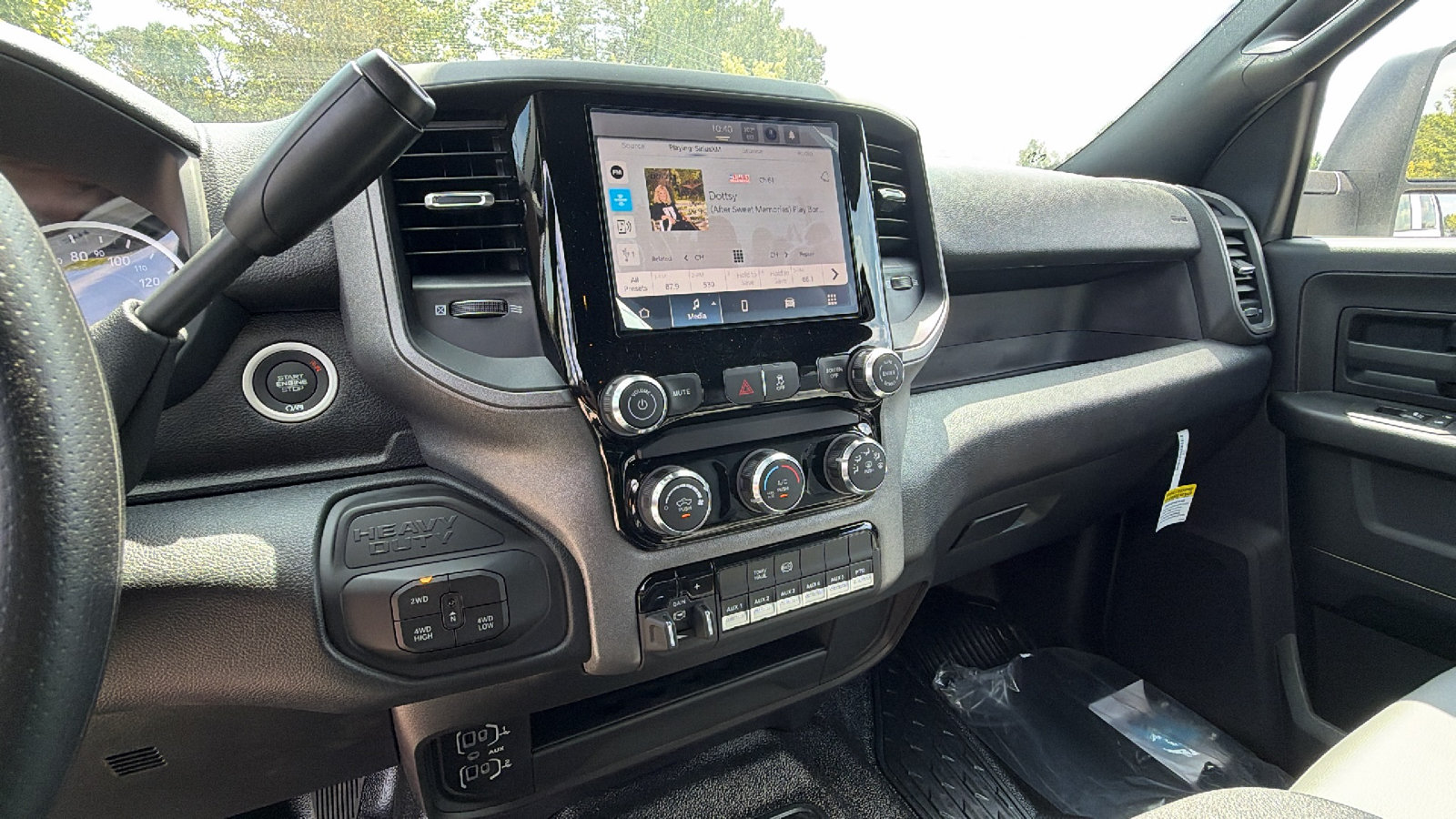 New 2026 RAM 5500 Tradesman w/ Chrome Appearance Group AWD/4WD image 26