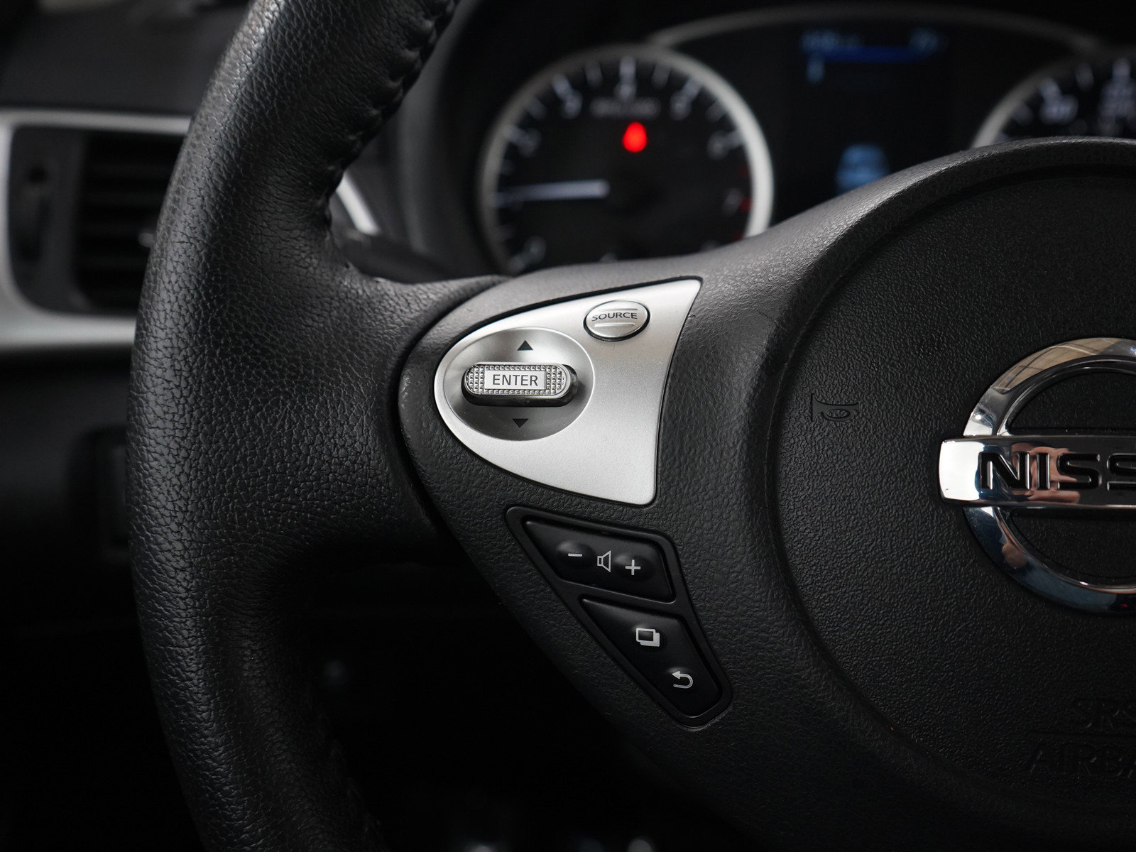 Used 2019 Nissan Sentra SV image 24