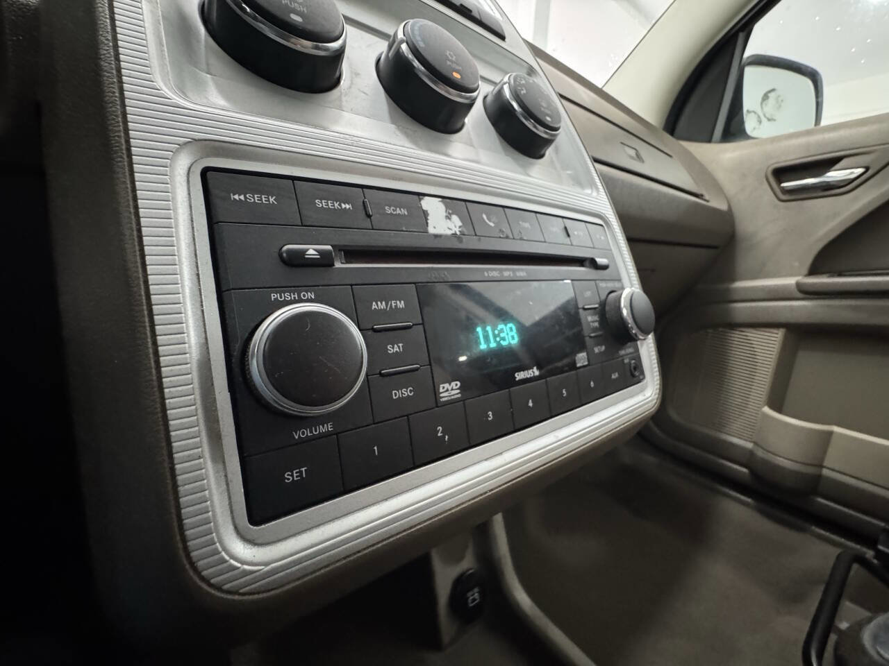 Used 2009 Dodge Journey SXT w/ Convenience Group I AWD/4WD image 32