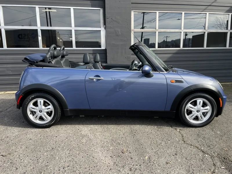 Used 2005 MINI Cooper Convertible image 7