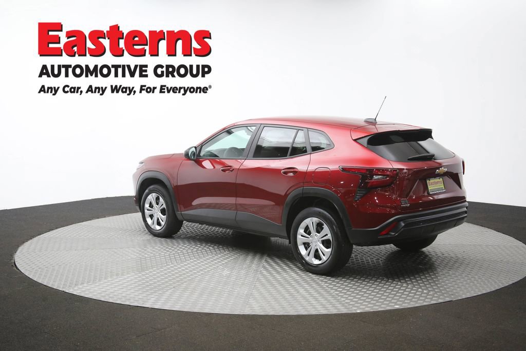 Used 2024 Chevrolet Trax LS FWD image 63