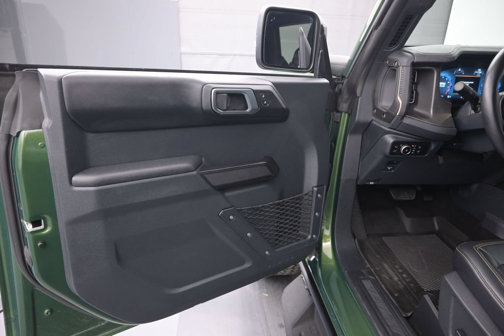 Certified 2025 Ford Bronco Badlands AWD/4WD image 12