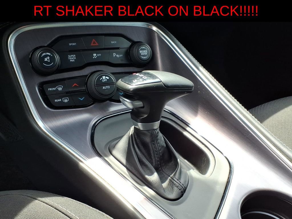 Used 2016 Dodge Challenger R/T RWD image 19