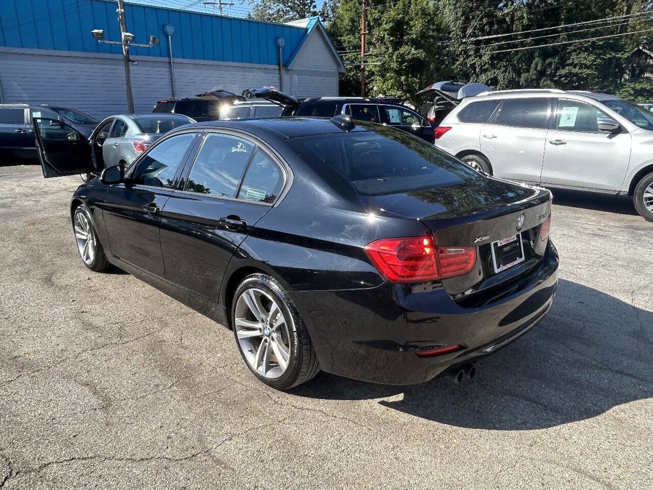 Used 2014 BMW 328i xDrive Sedan AWD/4WD image 10