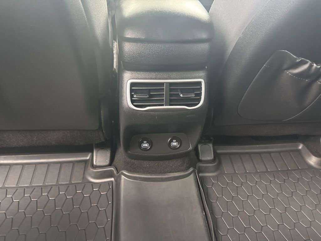 Used 2023 Hyundai Santa Fe SEL AWD/4WD image 31