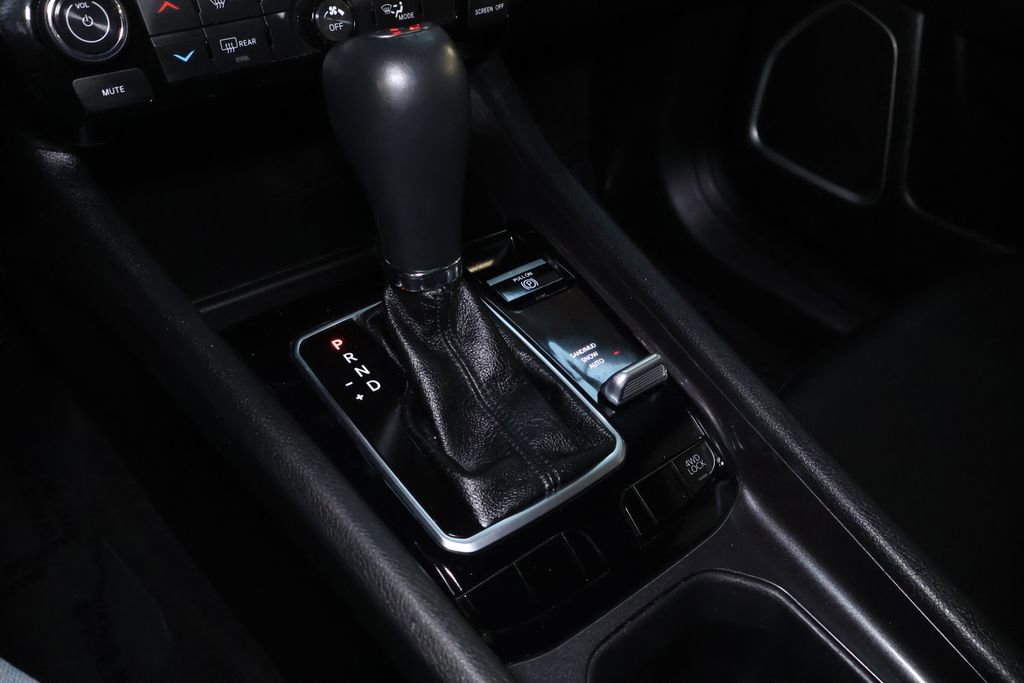 Used 2024 Jeep Compass Latitude image 31