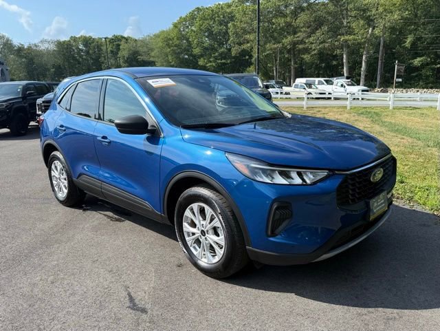 Certified 2023 Ford Escape Active image 9