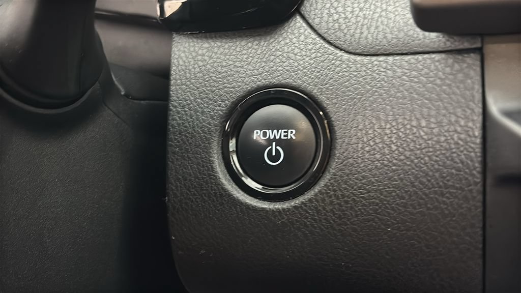 Used 2025 Toyota Camry LE FWD image 14
