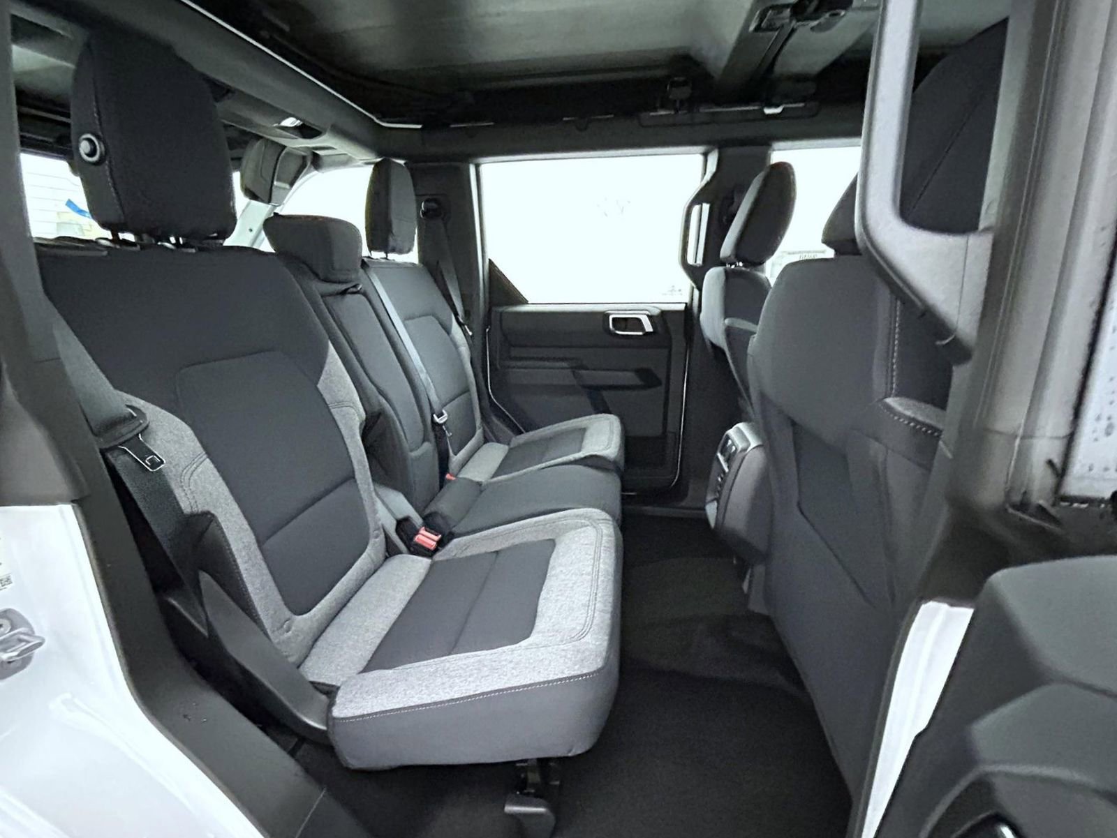 New 2025 Ford Bronco 4-Door image 18