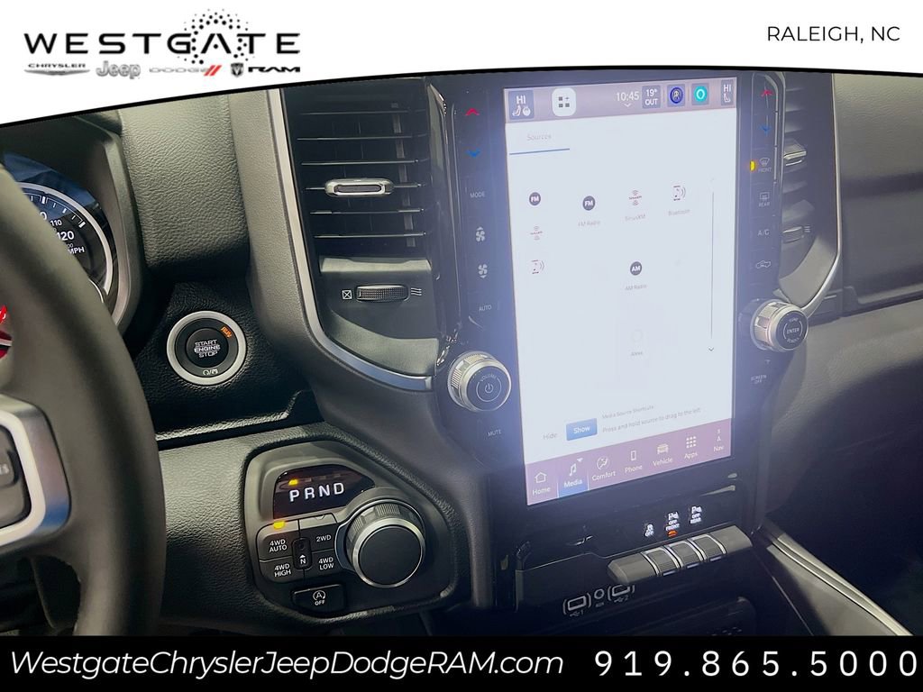 New 2026 RAM 1500 4x4 Crew Cab image 19