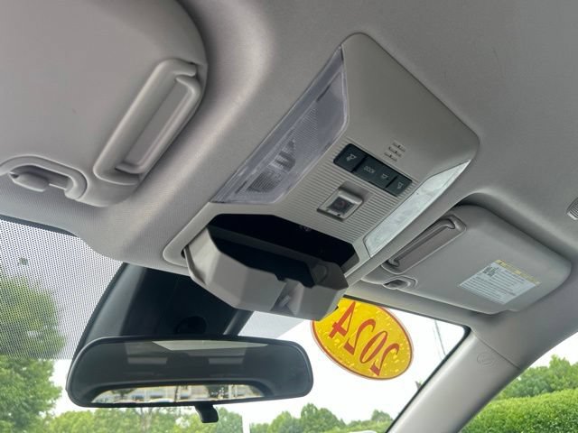Used 2024 Toyota RAV4 Adventure AWD/4WD image 30