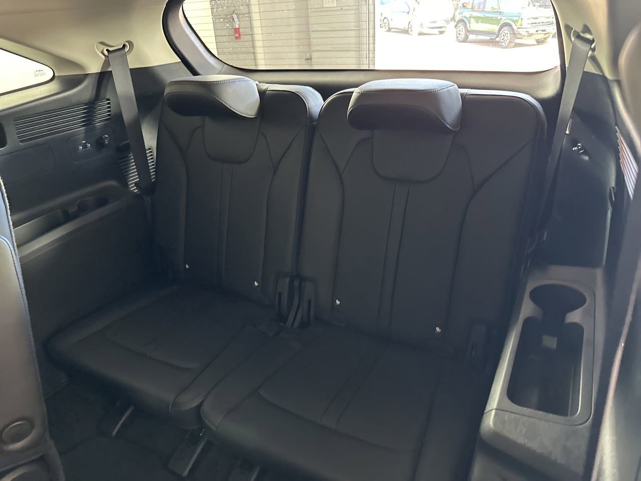 Used 2024 Kia Sorento SX image 28