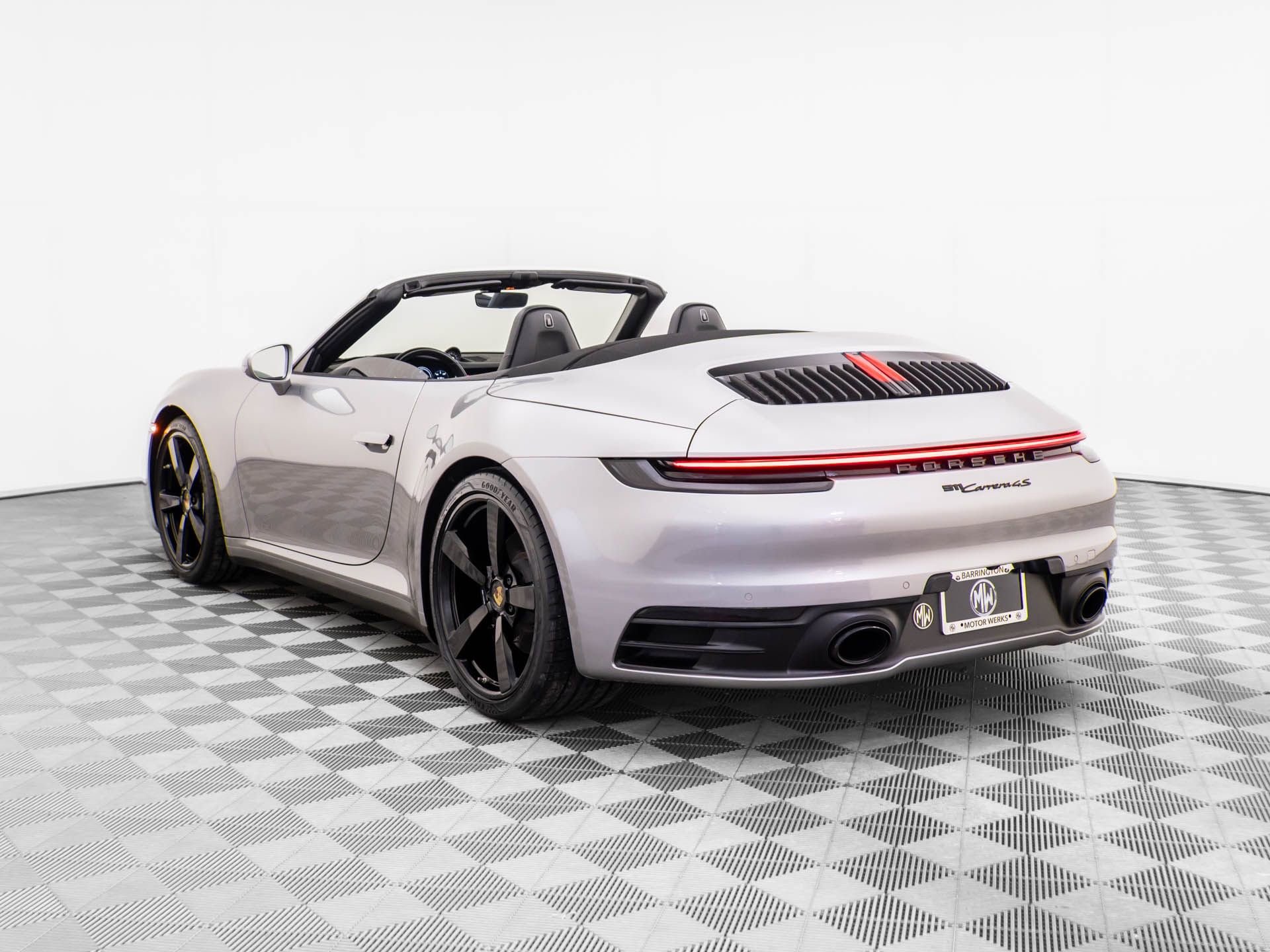 Used 2020 Porsche 911 Carrera 4S image 5