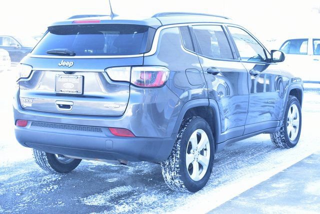 Used 2019 Jeep Compass Latitude w/ Popular Equipment Group image 6