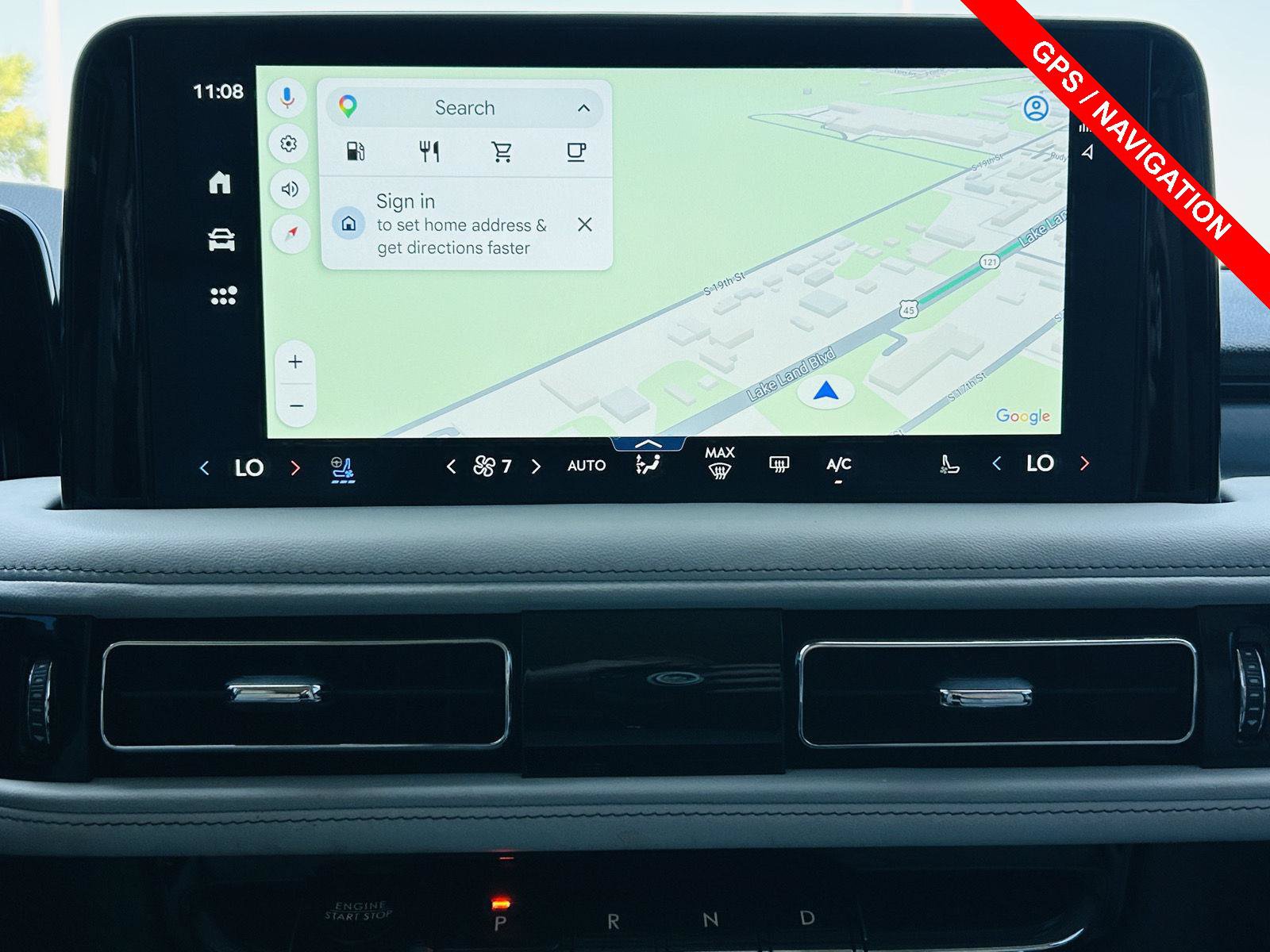 Used 2025 Lincoln Aviator AWD image 6
