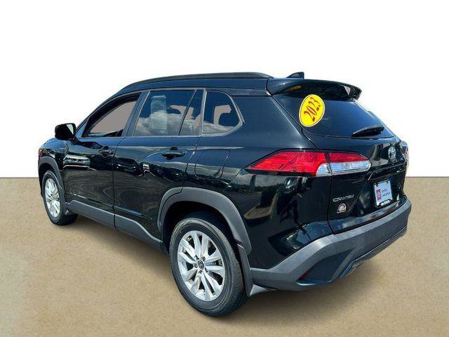 Certified 2023 Toyota Corolla Cross LE w/ Moonroof Package AWD/4WD image 7